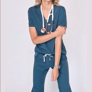 XXS LIMITED EDITION DARK HAVOR FIGS SET